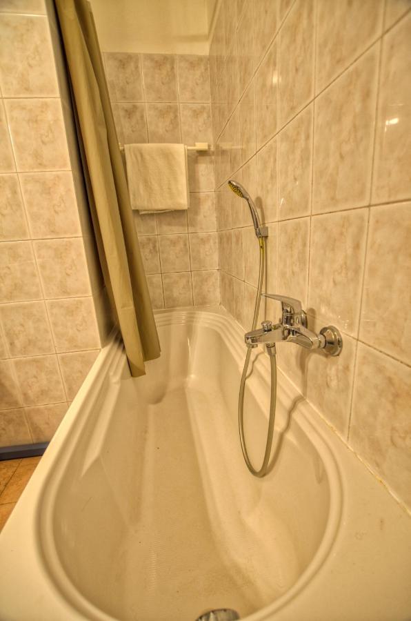 Cipresso 20 - 21 Am Wasser Apartment Acquaseria Bagian luar foto